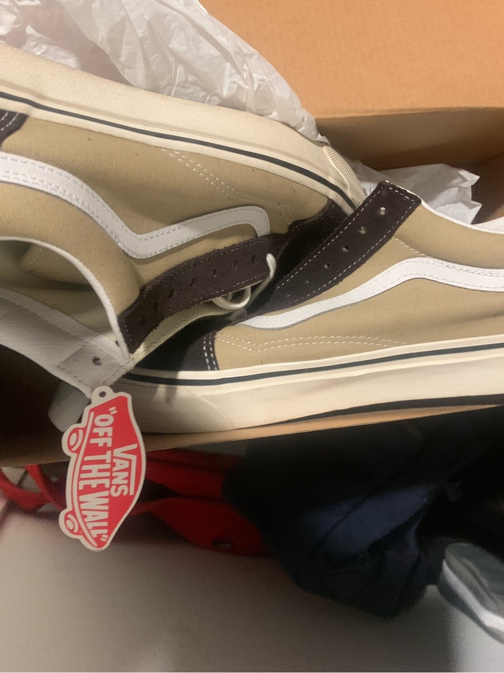 Vans Men’s Beige and Brown Old Skool Low Top Sneakers